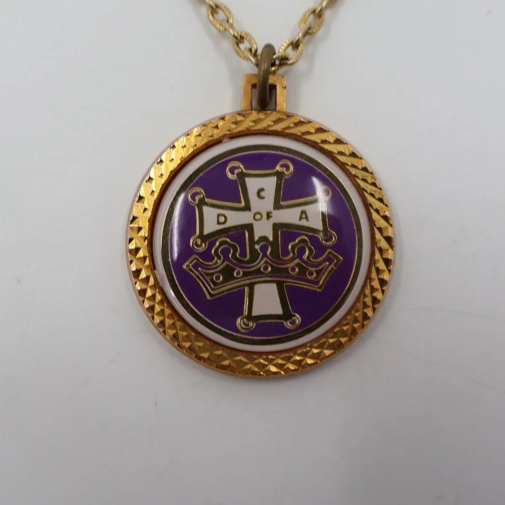 Catholic Daughters of the Americas Necklace Women OS Purple Gold Enamel Vintage